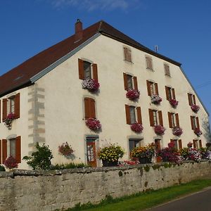 Le P'Tit Bonheur Bed & Breakfast Chilly-sur-Salins Exterior photo