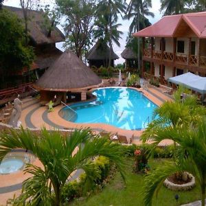 Nataasan Beach Resort And Dive Center Sipalay Exterior photo