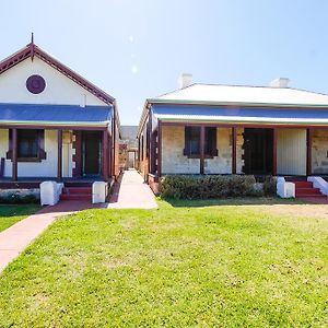 Fremantle Colonial Cottages Perth Exterior photo