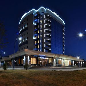 Royal Hotel Spa & Wellness Yaroslavl Exterior photo