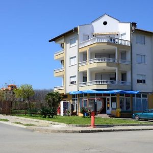 Kirovi House - Guest Rooms Tsarevo Exterior photo