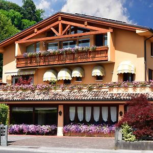 Albergo Da Gildo Follina Exterior photo