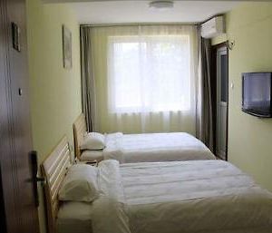 Super 8 Hotel Beijing Ping Guo Yuan Subway Station Room photo