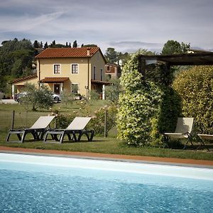Agriturismo Ai Linchi Guest House Lucca Exterior photo