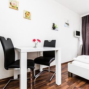 Easy Apartments Work And Stay Cologne Exterior photo