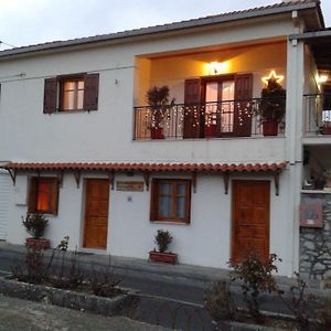 Zephyros Hotel Vytina Exterior photo