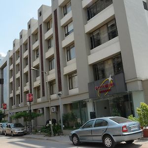 Hotel Platinum Residency Ahmedabad Exterior photo