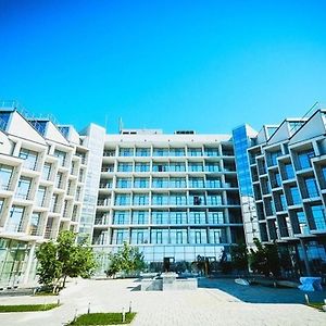 Zolotoy Zaton Business Hotel Astrakhan Exterior photo