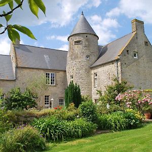 Le Manoir De Juganville Saint-Martin-de-Varreville Exterior photo