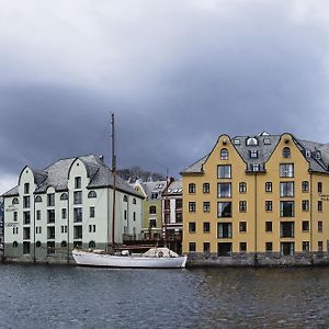 Hotel Brosundet Alesund Exterior photo