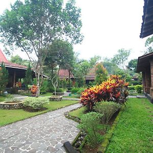 Graharu Boutique Hotel And Spa Borobudur Magelang Exterior photo