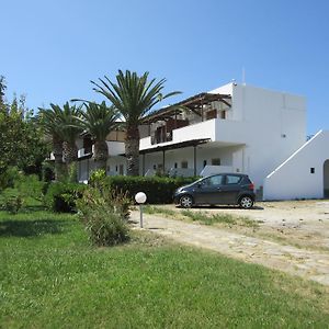 Meroi Studios Skyros Exterior photo