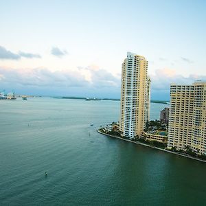 Bayfront Suites By Yourent Miami Exterior photo