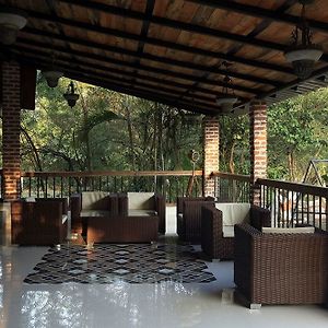 Acorn Hideaway Resort & Spa, Corbett Kanda Range Exterior photo