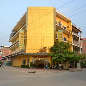 Capital Battambang Hotel Exterior photo