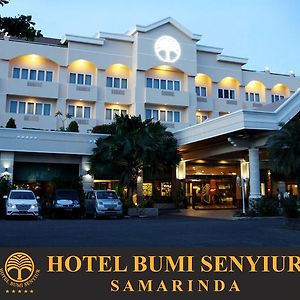 Hotel Bumi Senyiur Samarinda Exterior photo