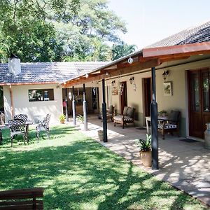 Four Seasons Guesthouses Lephalale Exterior photo