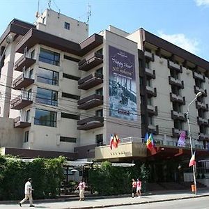 Hotel Rapsodia City Center Botosani Exterior photo