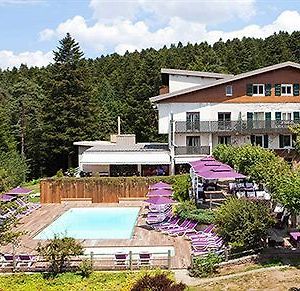 Logis Hotel Clair Matin Le Chambon-sur-Lignon Exterior photo