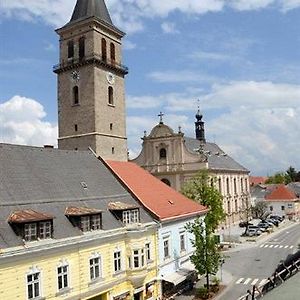 Stadthotel Schwerterbrau Judenburg Exterior photo