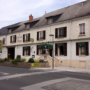 Logis Hostellerie Du Cheval Blanc Sainte-Maure-de-Touraine Exterior photo