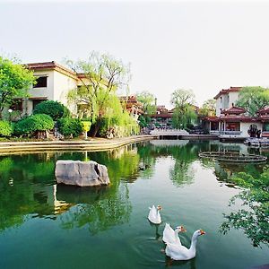 Shungeng Hillview Hotel Jinan Exterior photo