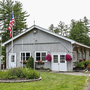 Tuxbury Pond Camping Resort Tiny House Clara South Hampton Exterior photo