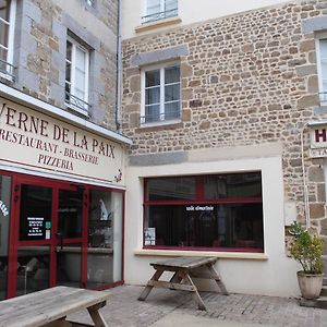 Taverne De La Paix La Ferte-Mace Exterior photo