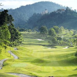 Berjaya Hills Golf & Country Club Hotel Bukit Tinggi Exterior photo