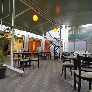 Fabhotel Lotus Koregaon Park Pune Exterior photo