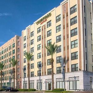 Courtyard By Marriott St. Petersburg Downtown Hotel Exterior photo