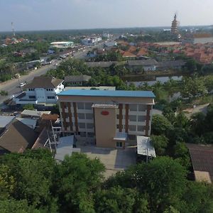 Sp Place Hotel Chachoengsao Exterior photo