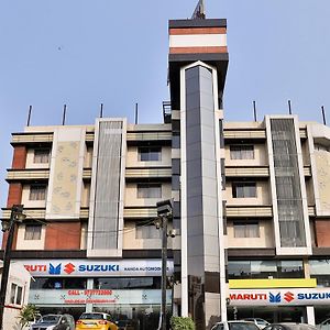 Oyo 1127 Hotel Metro Inn Ahmedabad Exterior photo