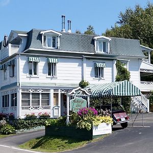 Auberge Des Cevennes L'Anse-Saint-Jean Exterior photo