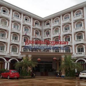 Roung Nakhone Vang Vieng Hotel Exterior photo