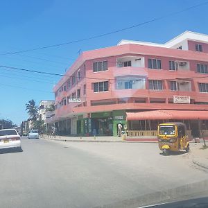 Metric Annex Hotel Mombasa Exterior photo