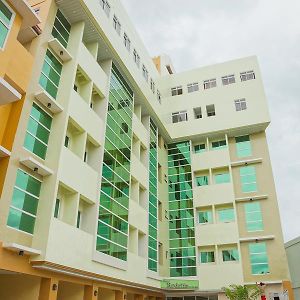 Hotel Rodolfo Tacloban Exterior photo