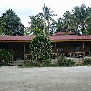Ue Datu Cottages Tentena Exterior photo