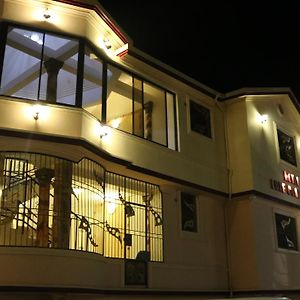 Hotel Luxe Confort Port-au-Prince Exterior photo