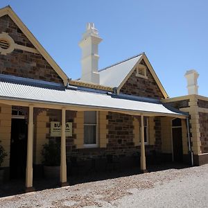 Burra Railway Station Bed And Breakfast Exterior photo