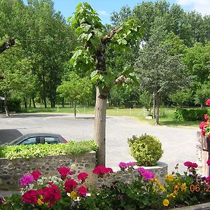 Le Relais De Boralde Hotel Espalion Exterior photo