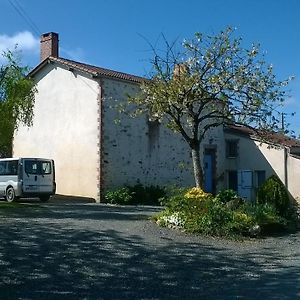 Vendrennes Chez Florymarysol Bed & Breakfast Exterior photo