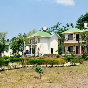 The Corbett Green Hotel Corbett National Park Exterior photo