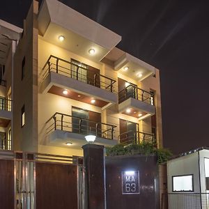 Mint Ambience Suites Gurgaon Exterior photo