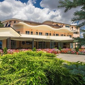 Hotel Emi Mihail Kogalniceanu Exterior photo