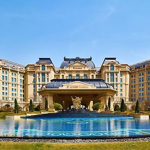 Wanda Vista Qingdao Movie Metropolis Hotel Exterior photo