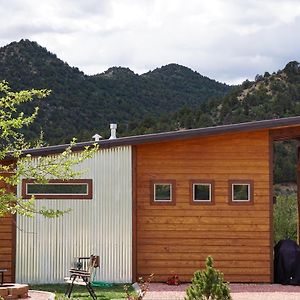 Apple Hollow Cabins Glendale Exterior photo