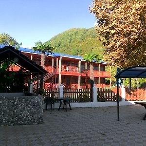 Starye Gagry Hotel Exterior photo