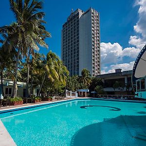 Gran Caribe Neptuno Triton Hotel Havana Exterior photo