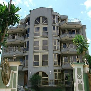 Weygoss Guest House Addis Ababa Exterior photo